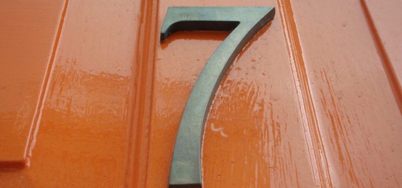 7 on apartment door